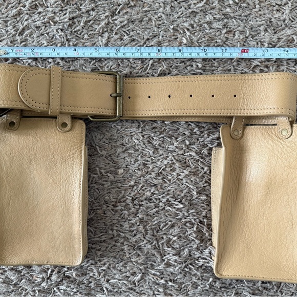 Free people belt. Tool belt look. Size small. Leather suede. Beige color. - Picture 8 of 10
